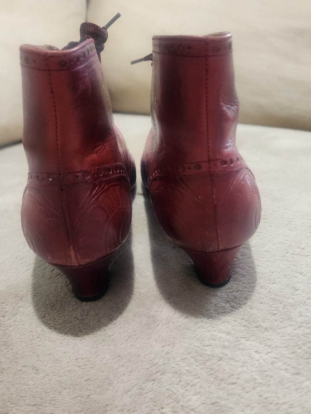 Vintage Perry Ellis Lace-Up Leather Ankle Boots Victorian-inspired design - Picture 5 of 12
